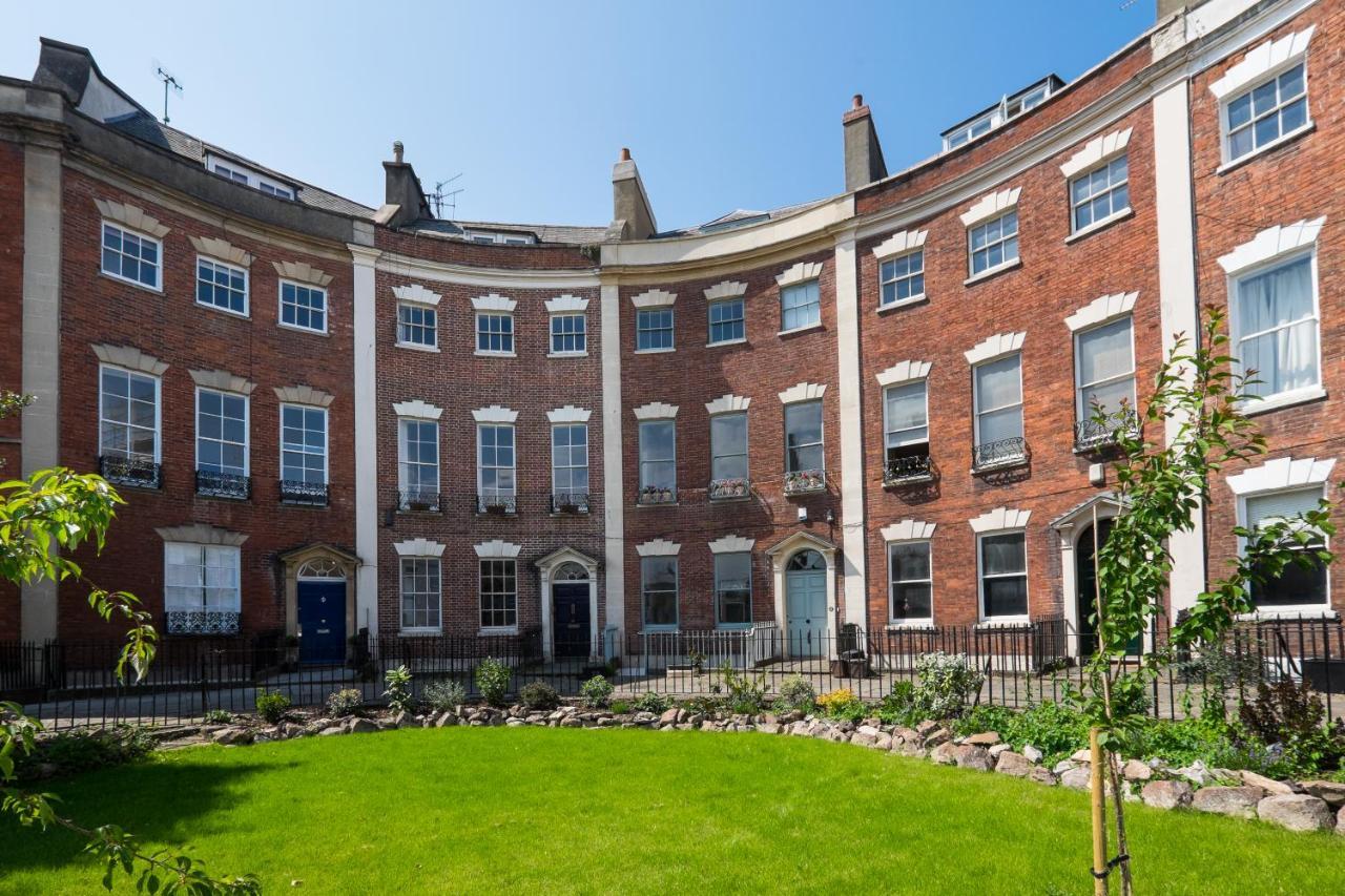 Berkeley Suites Bristol Luaran gambar