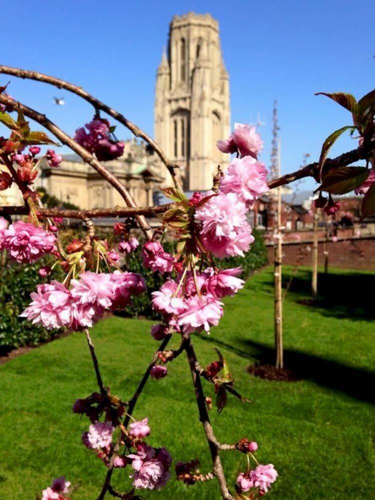 Berkeley Suites Bristol Luaran gambar